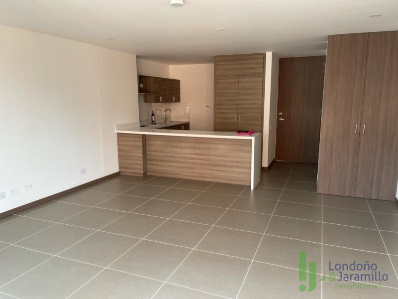 Apartamento en Venta en Loma Del Escobero