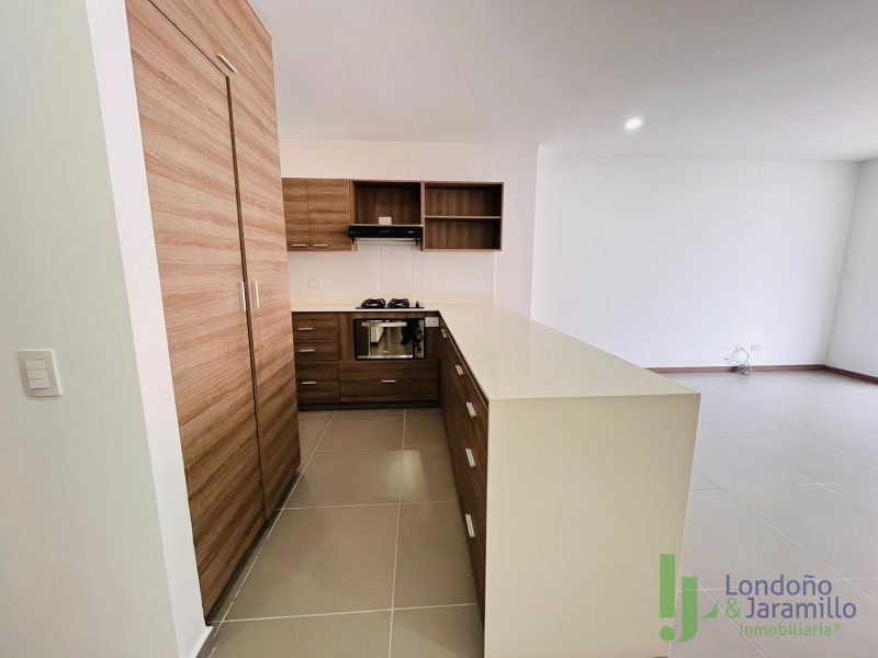 Apartamento en Arriendo en Loma Del Escobero