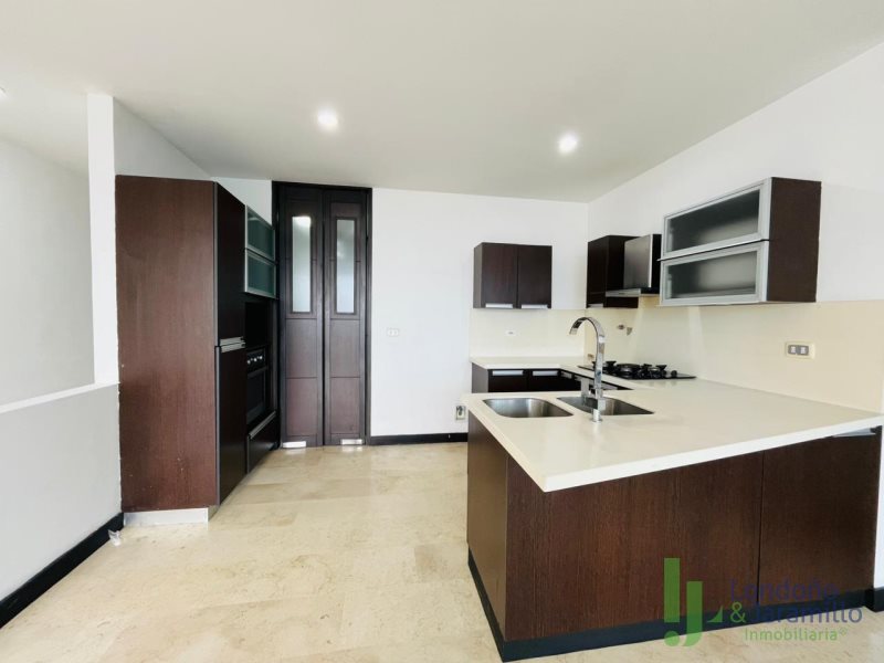 Apartamento en Arriendo en Aves Maria