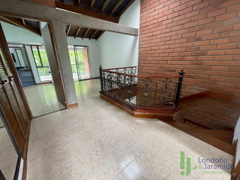 Casa en Arriendo en Loma De Las Brujas