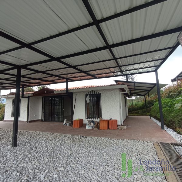 Casa en Arriendo en Vereda Chaparral
