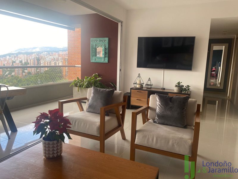 Apartamento en Venta en Loma De Las Brujas