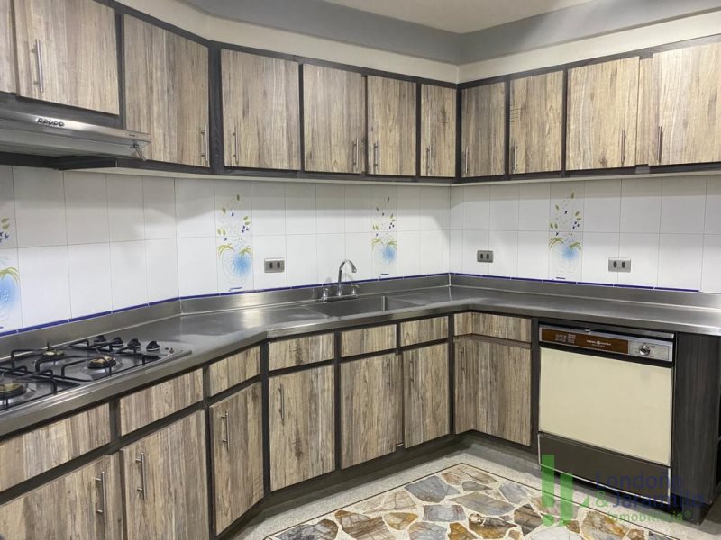 Apartamento en Venta en Laureles