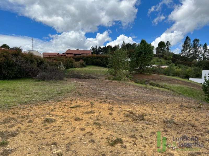 Terreno en Venta en Loma Del Escobero
