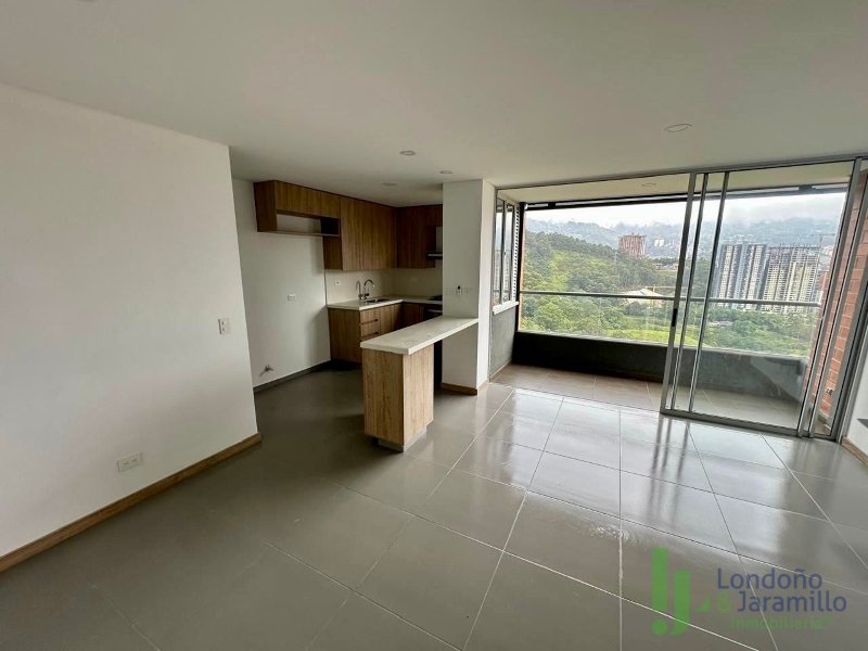 Apartamento en Arriendo en Loma San Remo