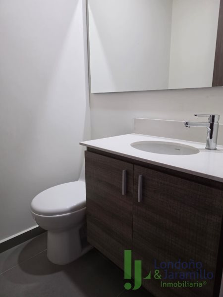 Apartamento en Arriendo en Loma Del Escobero