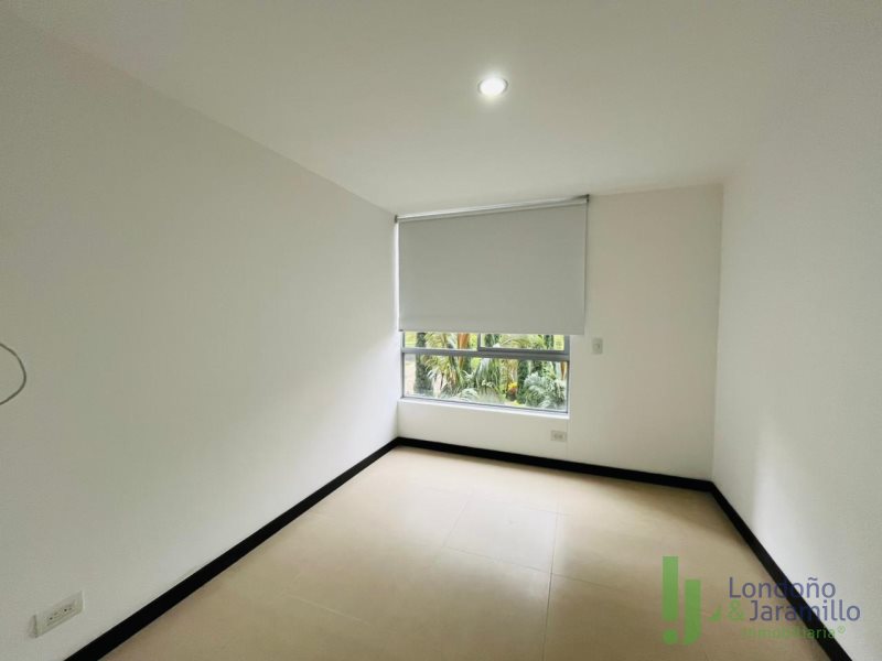 Apartamento en Arriendo en Loma De Las Brujas
