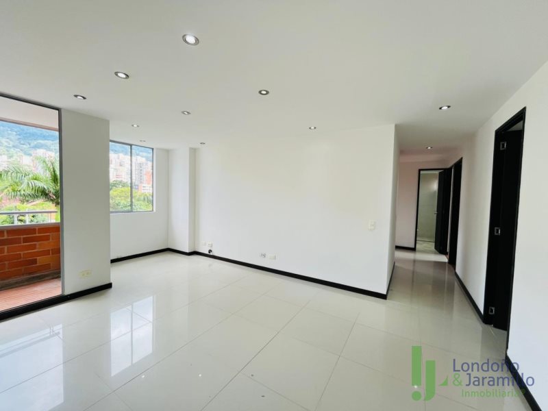 Apartamento en Arriendo en Las Cometas