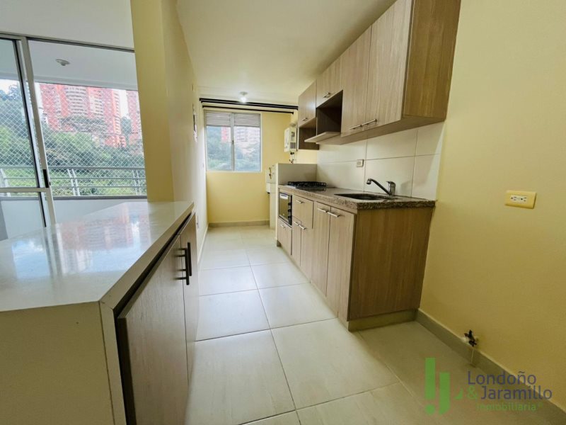 Apartamento en Arriendo en Las Lomitas