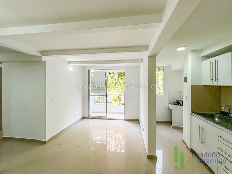 Apartamento en Arriendo en Loma De San José
