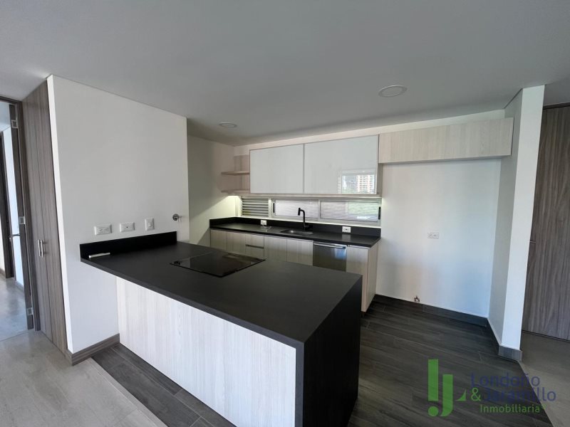 Apartamento en Arriendo en Loma De Las Brujas