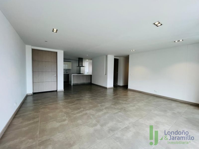 Apartamento en Arriendo en Loma De Las Brujas