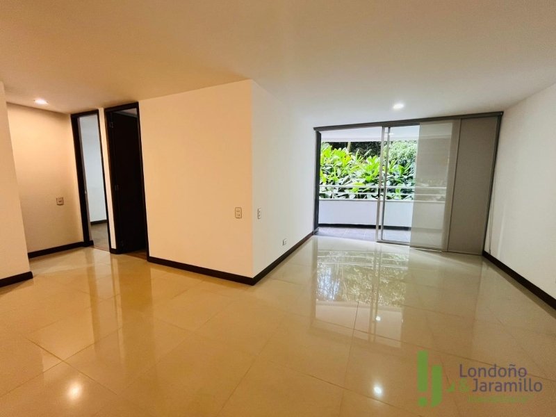 Apartamento en Arriendo en Cumbres