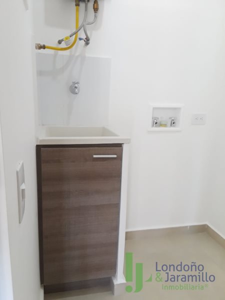 Apartamento en Arriendo en Loma Del Escobero