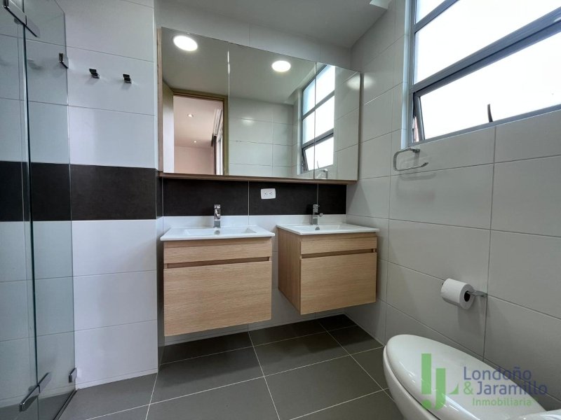 Apartamento en Arriendo en Loma Del Esmeraldal