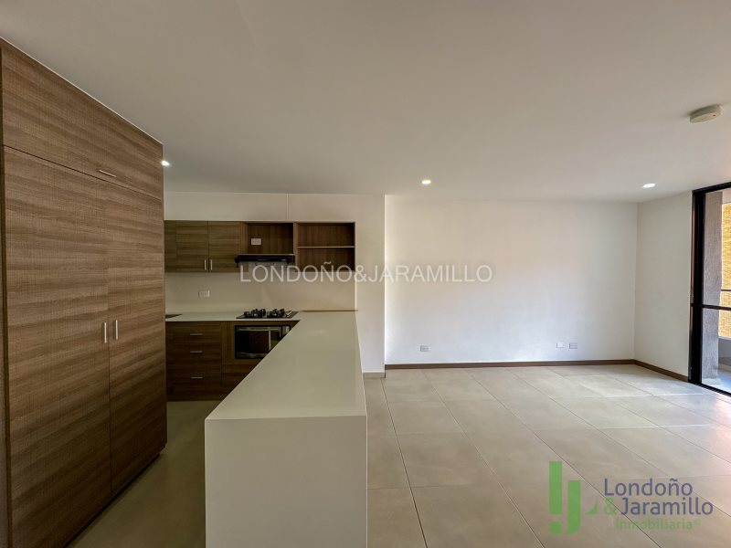 Apartamento en Arriendo en Loma Del Escobero