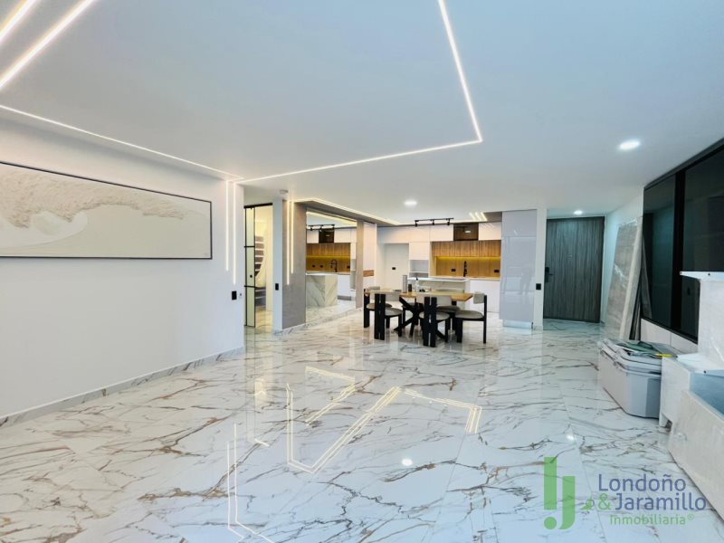 Apartamento en Arriendo en Loma De Las Brujas